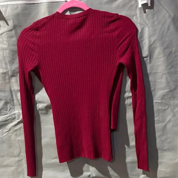 Express W Sz XS Burgundy Criss Cross-Neck Sweater EUC very fitting. FIRM 10 - Picture 7 of 7